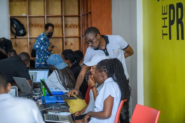 Students in a foundational coding class